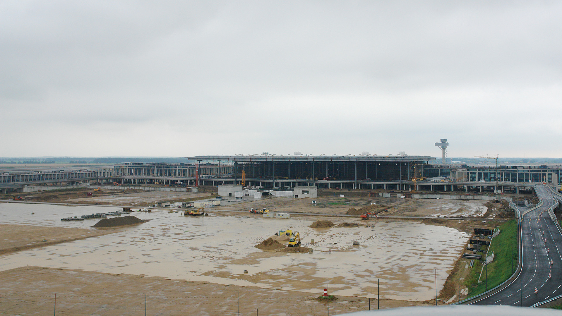 Brandenburg Airport in construction