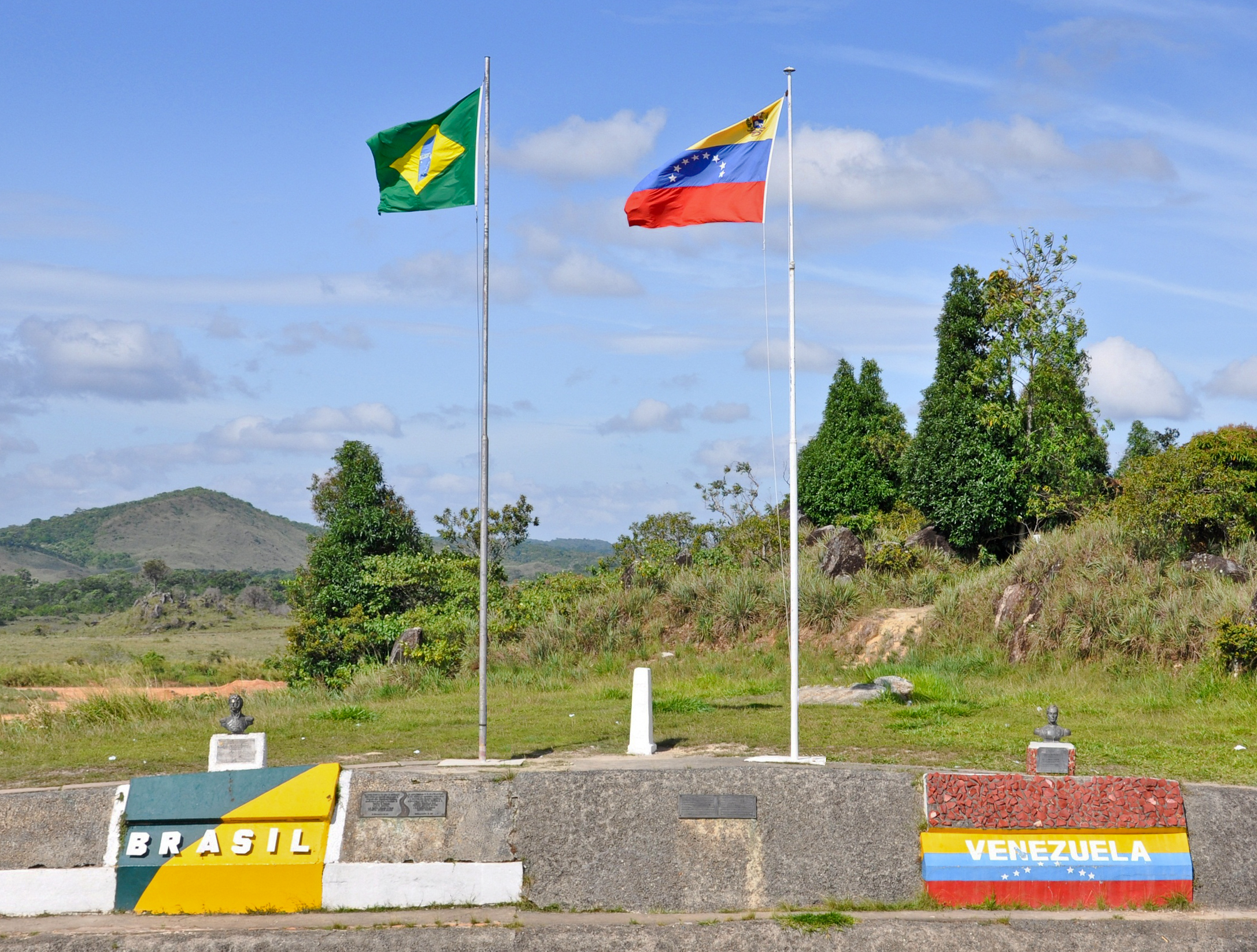 Brazil-Venezuela borderline near Santa Elena de Uairén